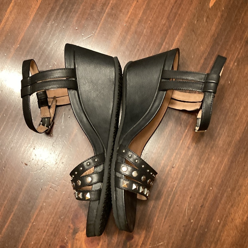 ABEO SHOES - Picture 3 of 7